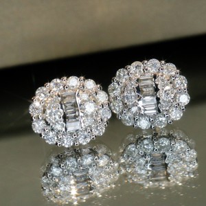 1.0 Carat  Diamonds in 18K Gold Earrings