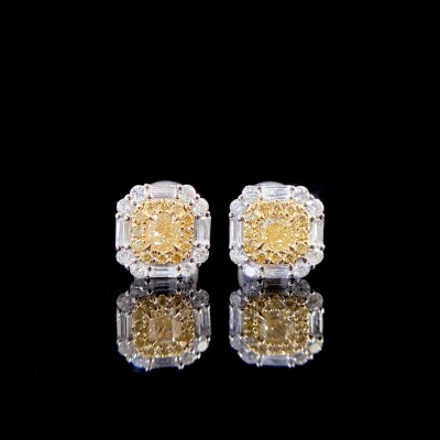 Main 0.25 Carat Yellow Diamond 0.6 carat Diamonds in 18K Gold Earrings