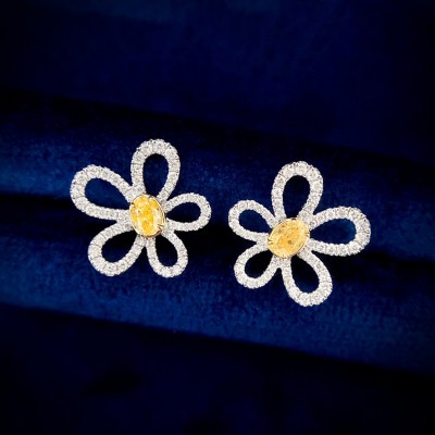 0.45 Carat  Diamonds in 18K Gold Flower Shape Earrings