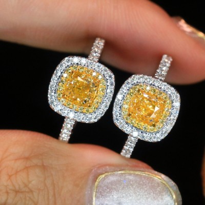 1.0 Carat Main Stones 0.4 Carat Small Stones in 18k Gold Yellow Diamond Ring